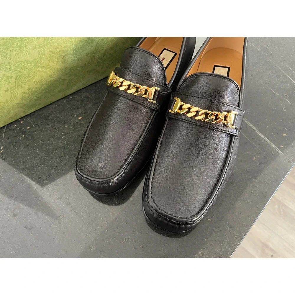 GUCCI 643620 black leather loafers with gold-tone chain horsebit, UK 8